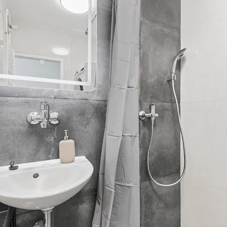 Ah Racianska Apartman *