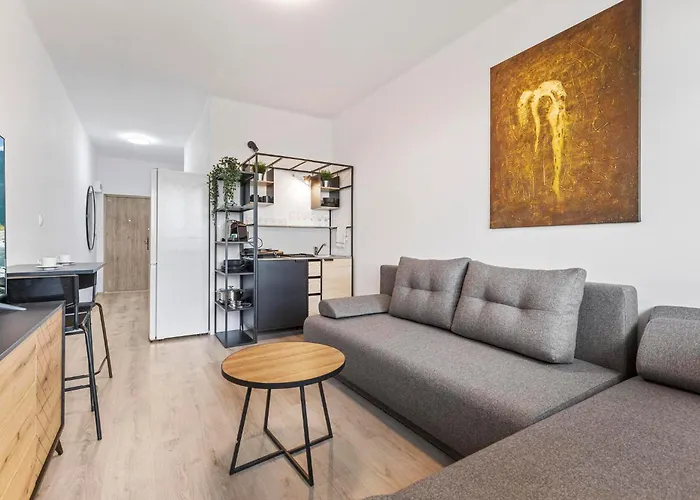 Ah Racianska Apartamento Bratislava